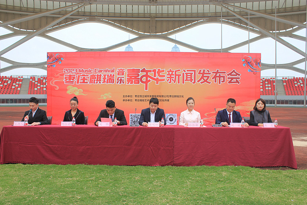 ���l(f��)�������_��11��4�� ���f��ӭ���������������Aʢ���ݳ���